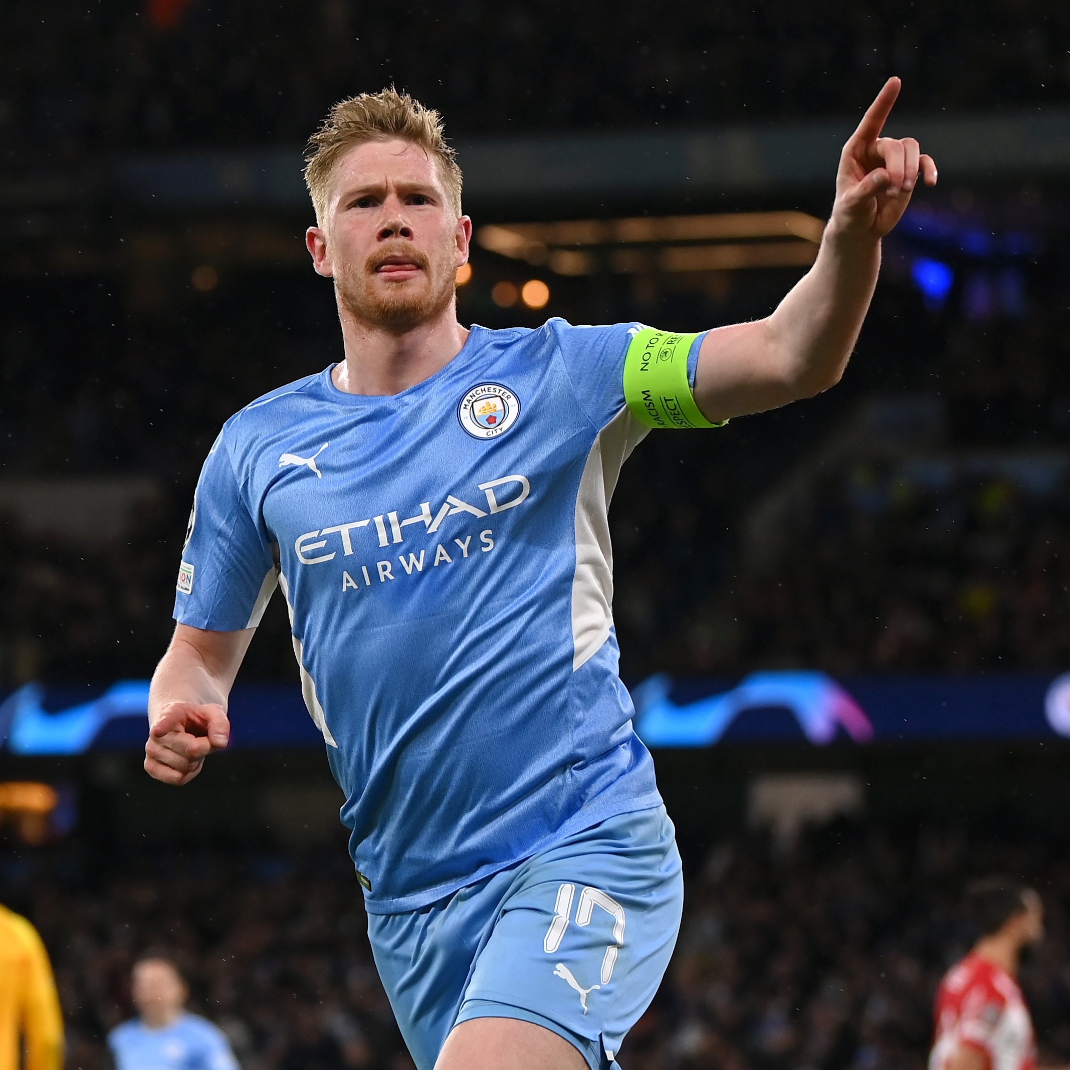 德布劳内在独行侠比赛中战术调整，败北引发热议！